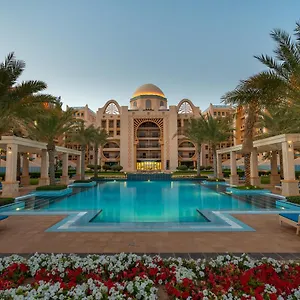 Globalstay At Palm Jumeirah Beachfront Paradise With Pool And Gym Apartament